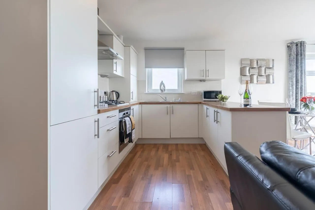 Parkhill Luxury Serviced Apartments - Hilton Campus Αμπερντήν